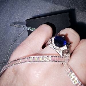 𝐿𝑜𝑡𝑢𝑠 𝑅𝑖𝑛𝑔